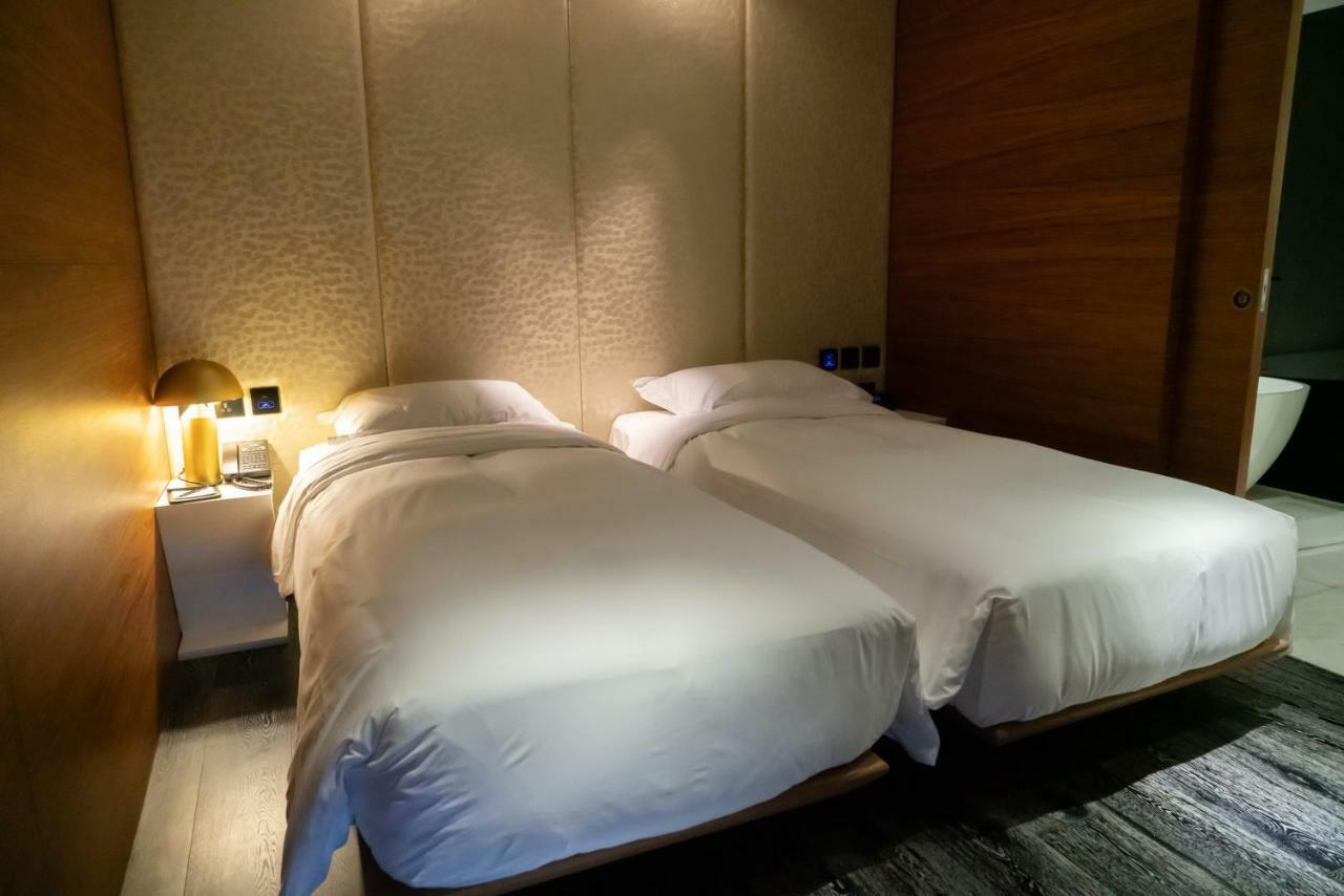 מקאו Yoho Hollywood Roosevelt Hotel מראה חיצוני תמונה